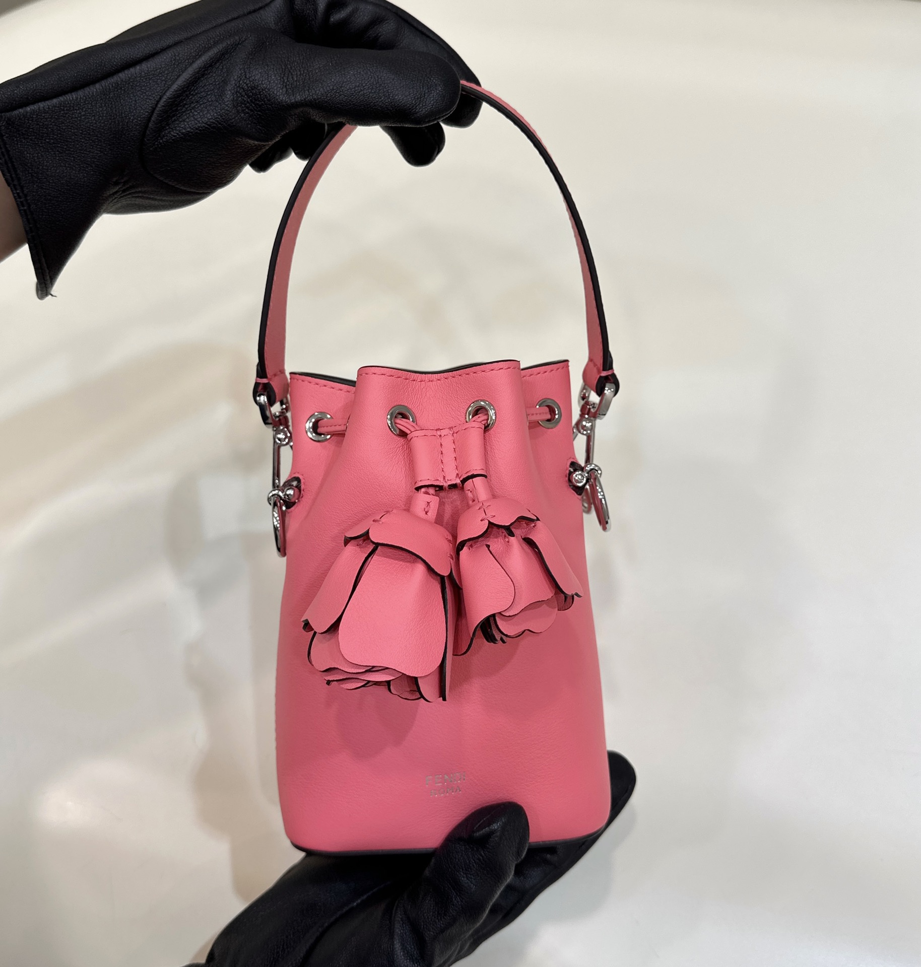 Fendi Mini Mon Tresor Leather Shoulder Bag Pink